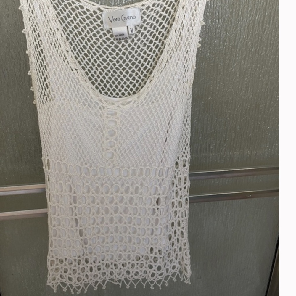VINTAGE Vera Crutina White Sleeveless  knitted beaded Top, Size M,